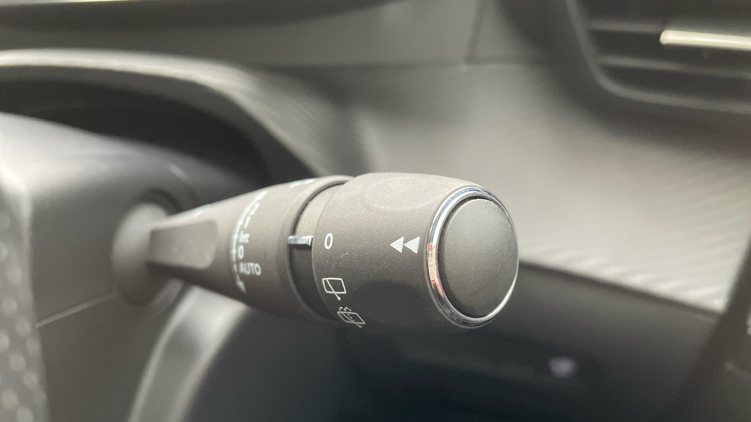 Used Peugeot 2008 2024 for sale - 77292645: Photo 29