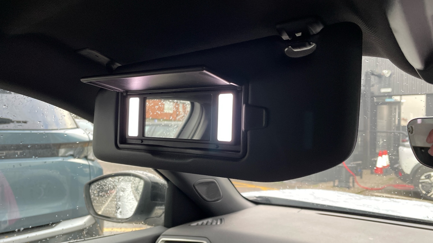 Used Peugeot 2008 2024 for sale - 77292645: Photo 37