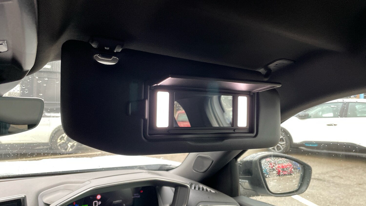 Used Peugeot 2008 2024 for sale - 77292645: Photo 39