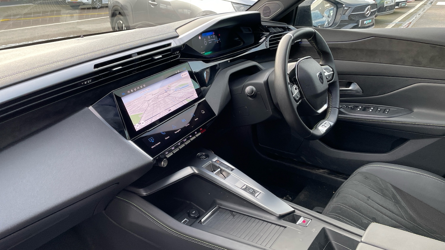 Used Peugeot 308 2024 for sale - 77009452: Photo 12