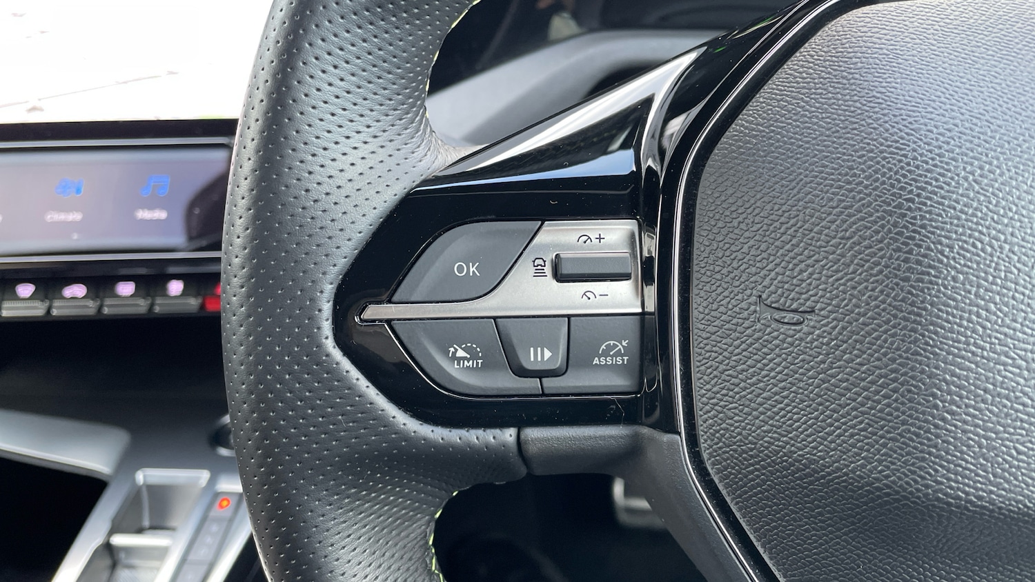 Used Peugeot 308 2024 for sale - 77009452: Photo 23