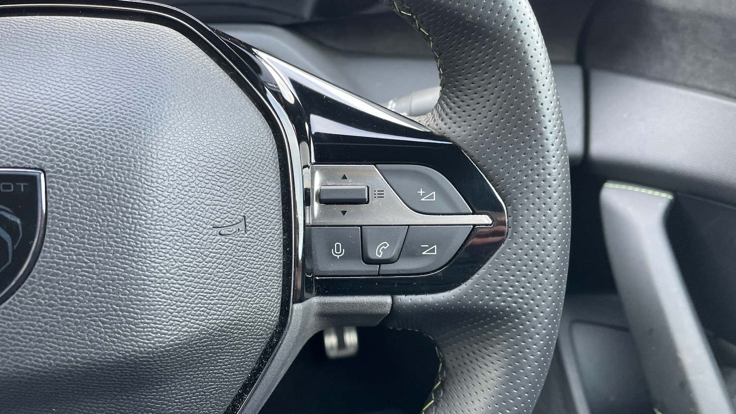 Used Peugeot 308 2024 for sale - 77009452: Photo 24