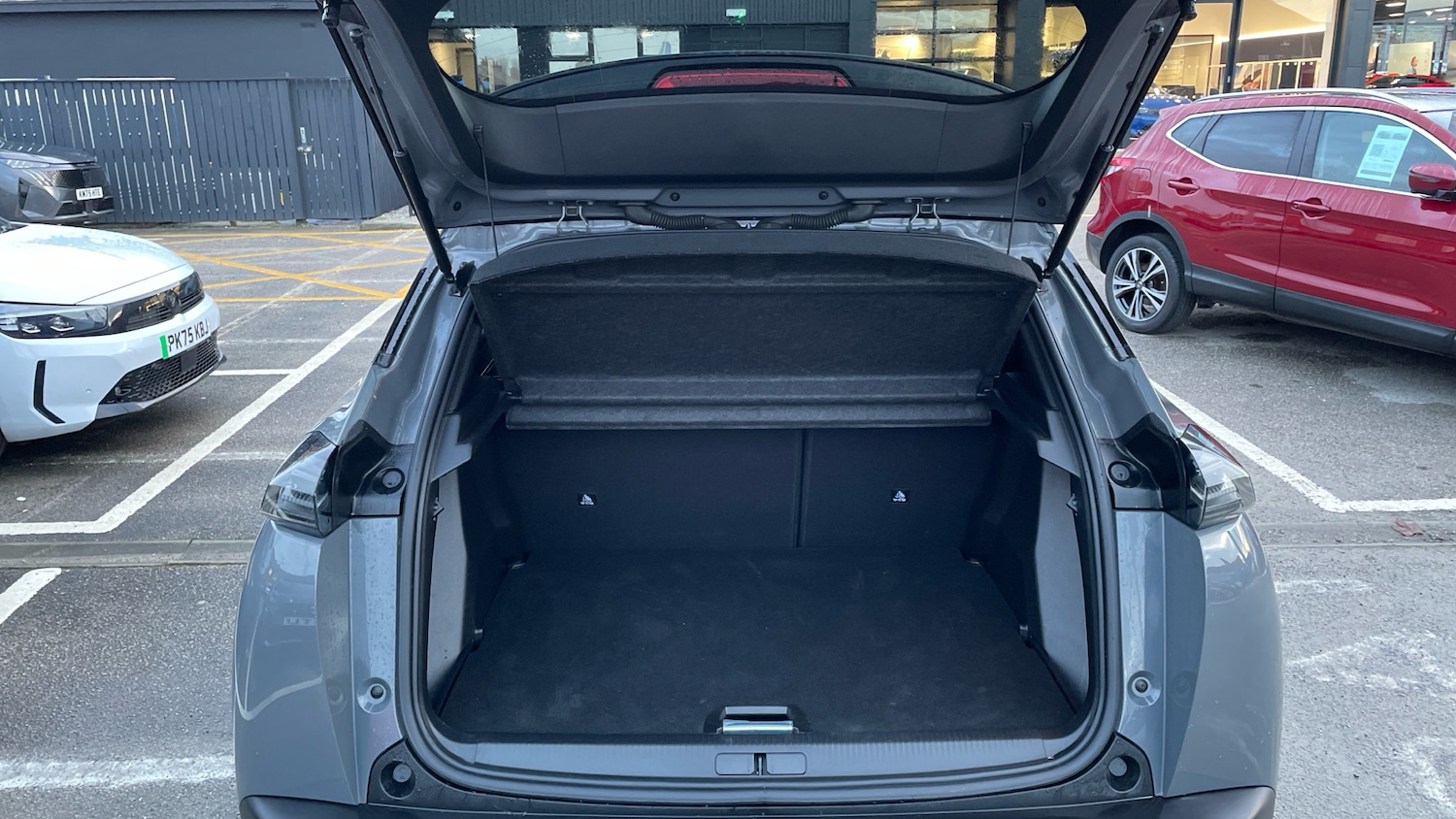 Used Peugeot 2008 2023 for sale - 76803230: Photo 19