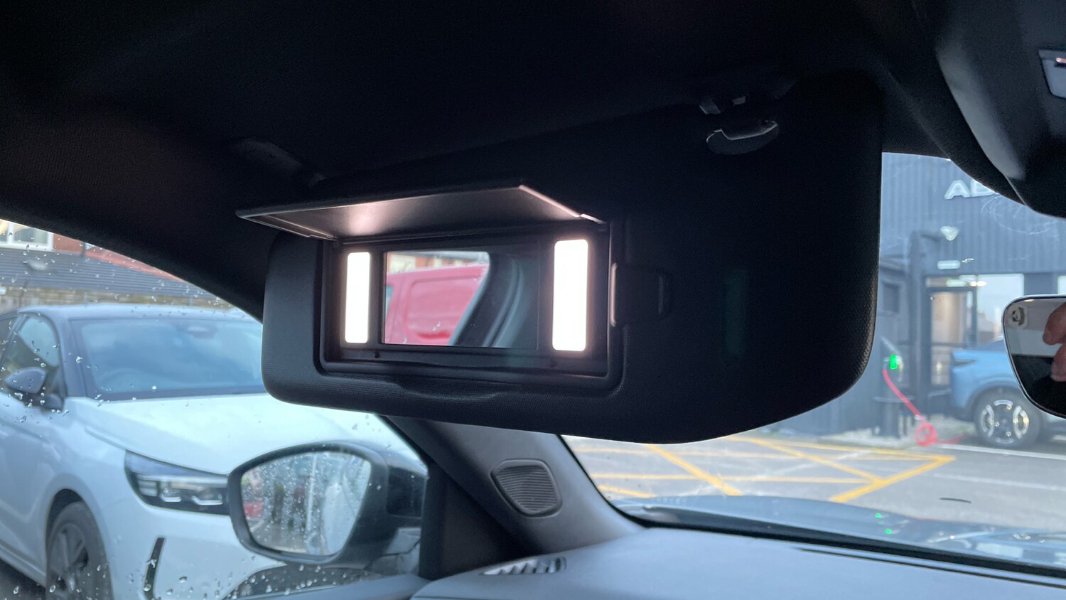 Used Peugeot 2008 2023 for sale - 76803230: Photo 36