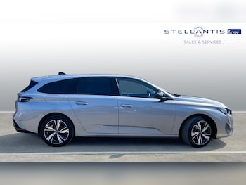 Used Peugeot 308 SW 2022 for sale - 75509114: Photo