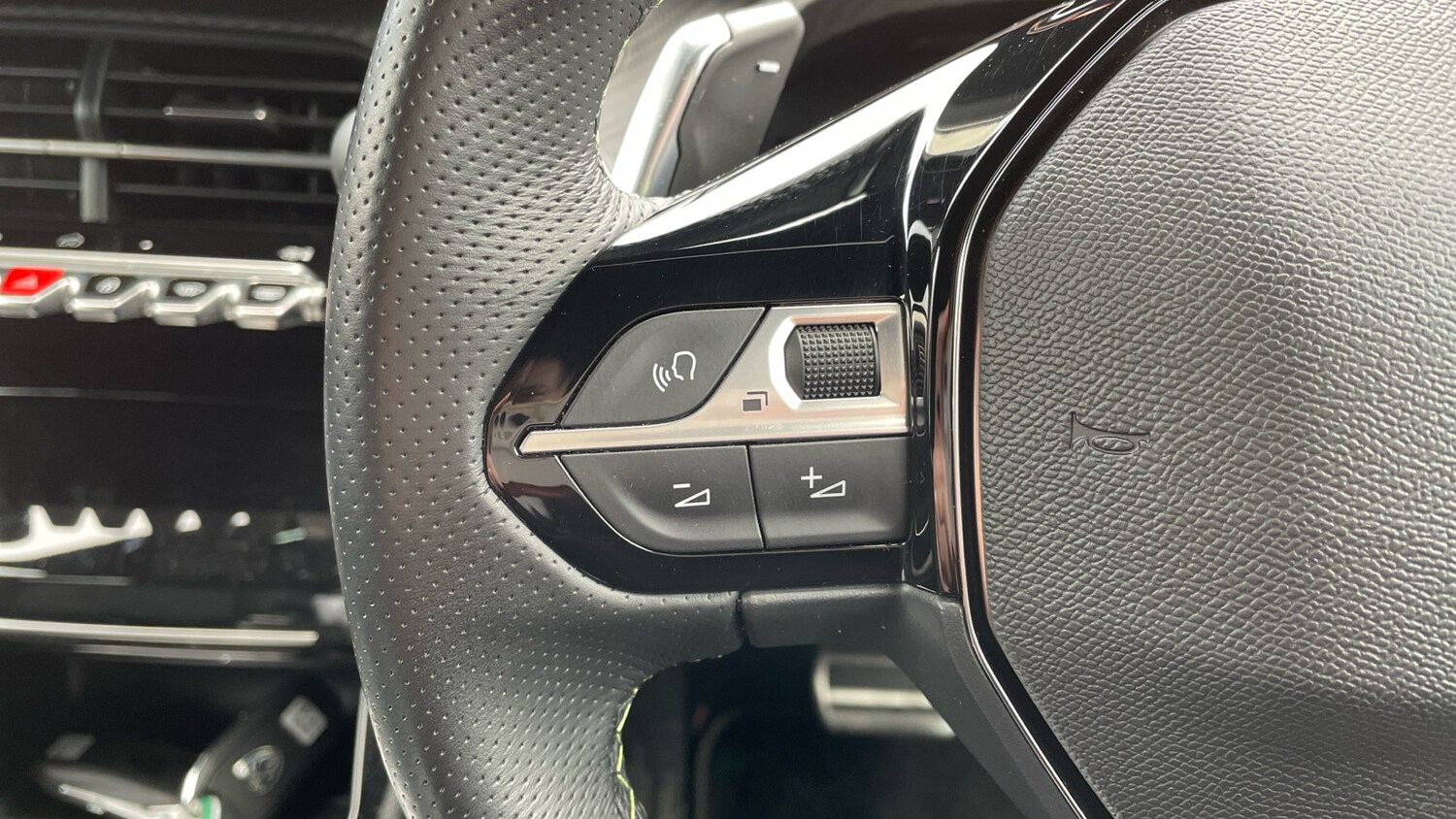 Used Peugeot 208 2024 for sale - 76458433: Photo 23