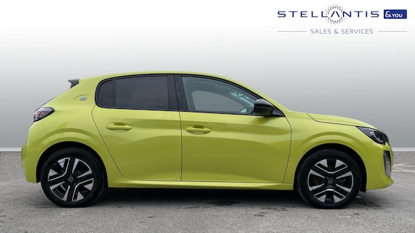 Used Peugeot 208 2024 for sale - 76327651: Photo 2