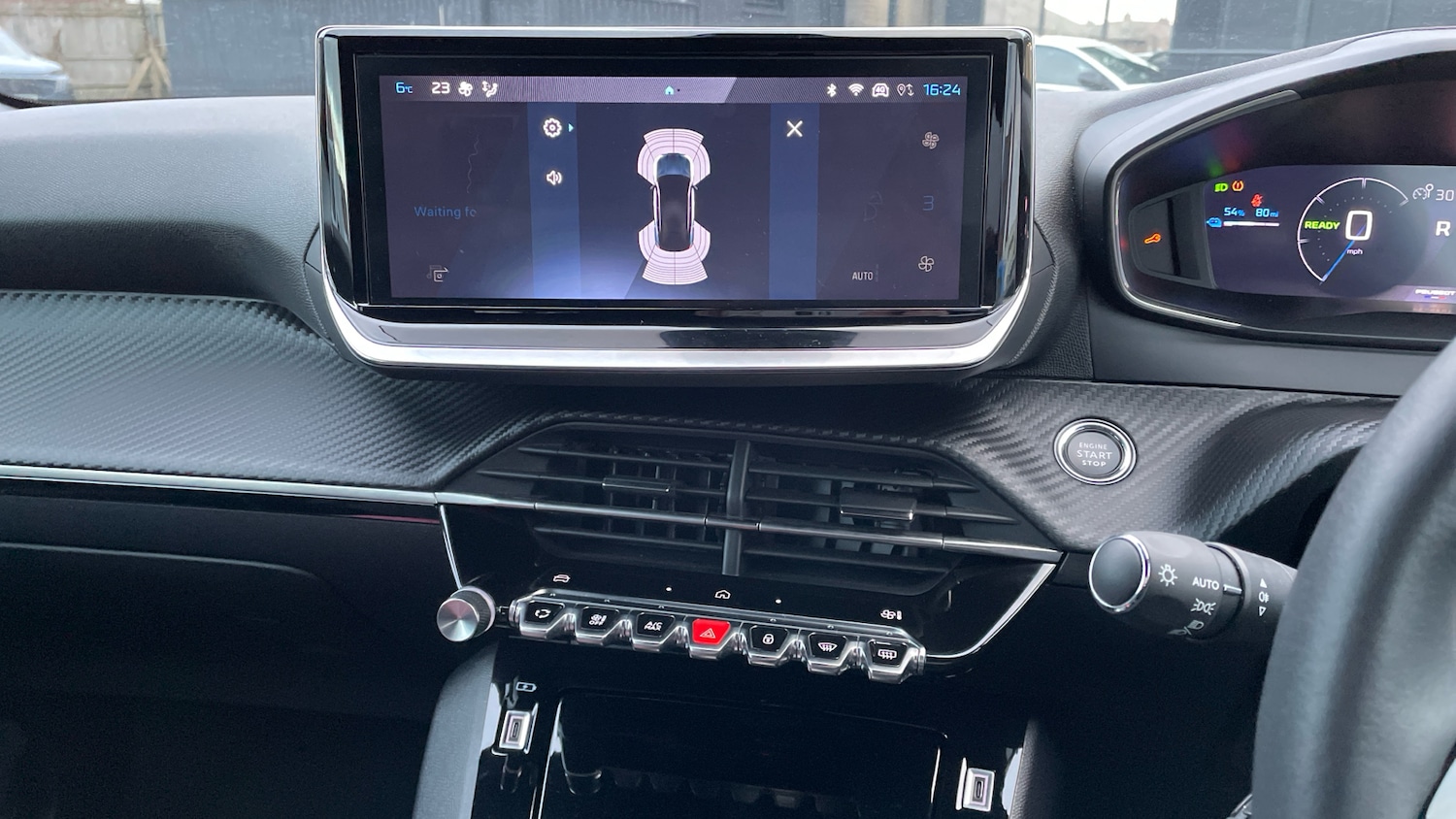 Used Peugeot 2008 2024 for sale - 77075228: Photo 11