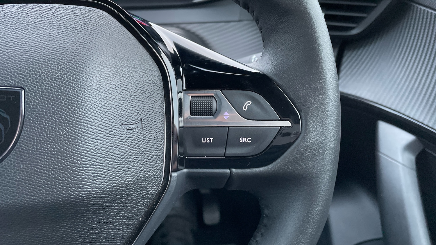 Used Peugeot 2008 2024 for sale - 77075228: Photo 25