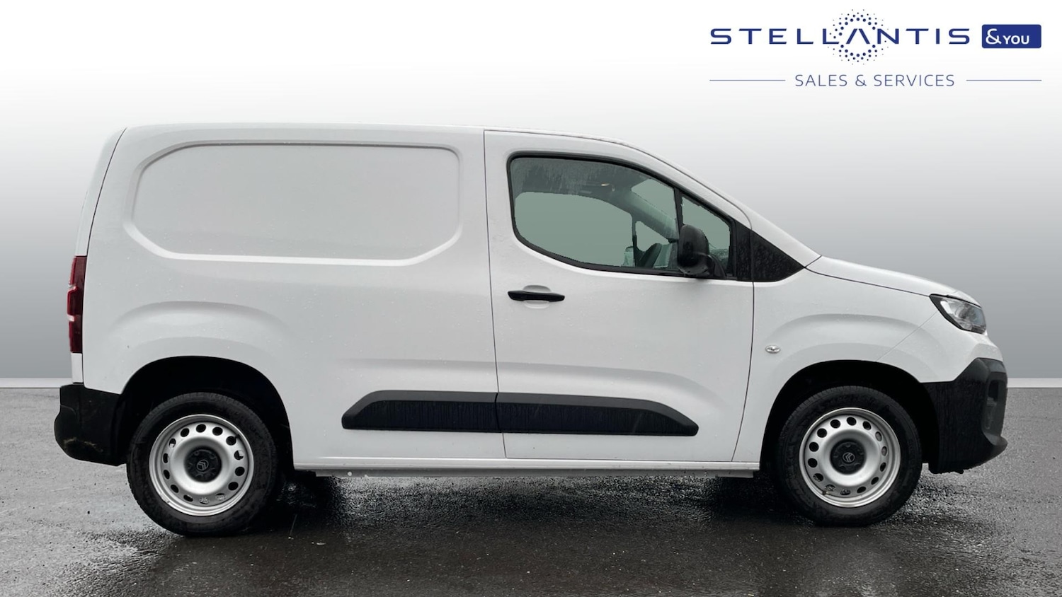 Used Citroen Berlingo 2024 for sale - 76803238: Photo 2