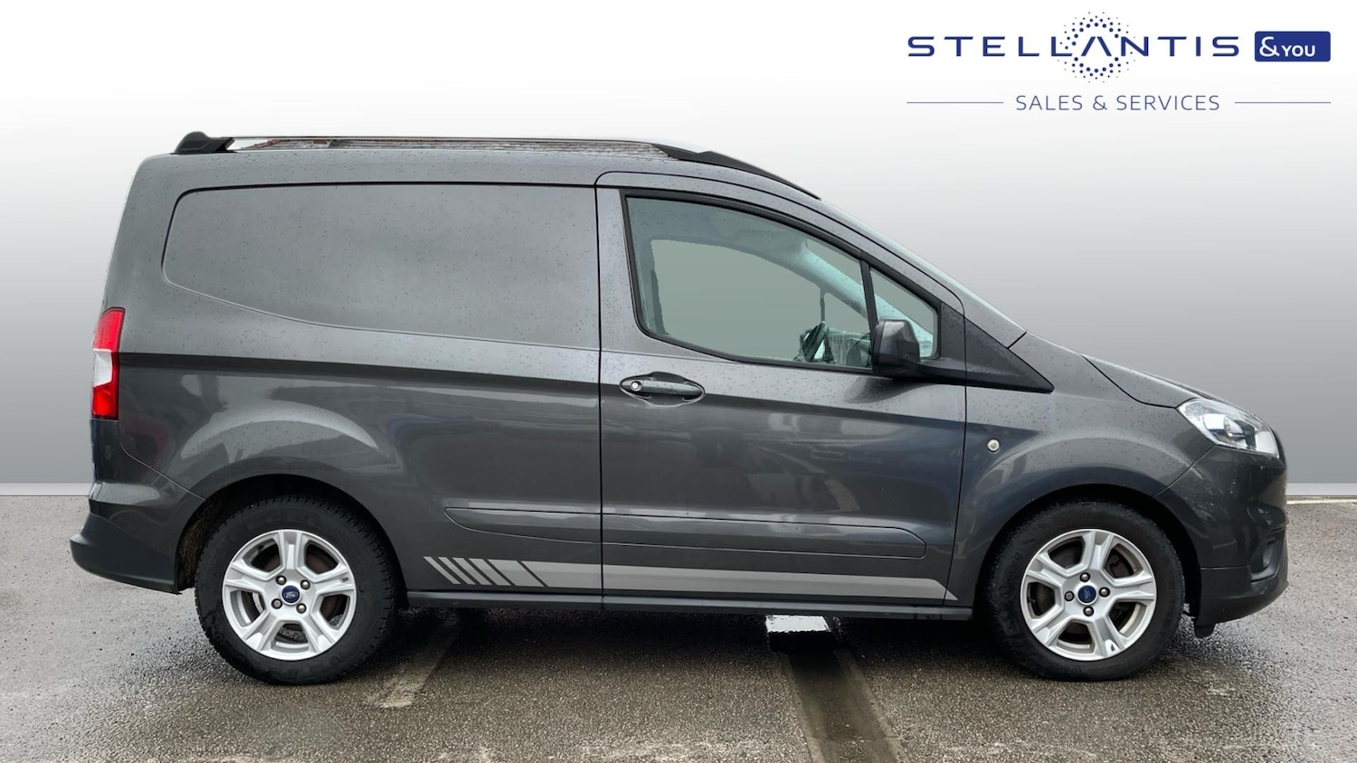 Used Ford Transit Courier 2021 for sale - 77427024: Photo 2