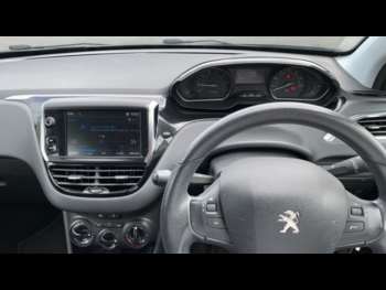 Used Peugeot 208 2018 for sale - 75248011: Photo