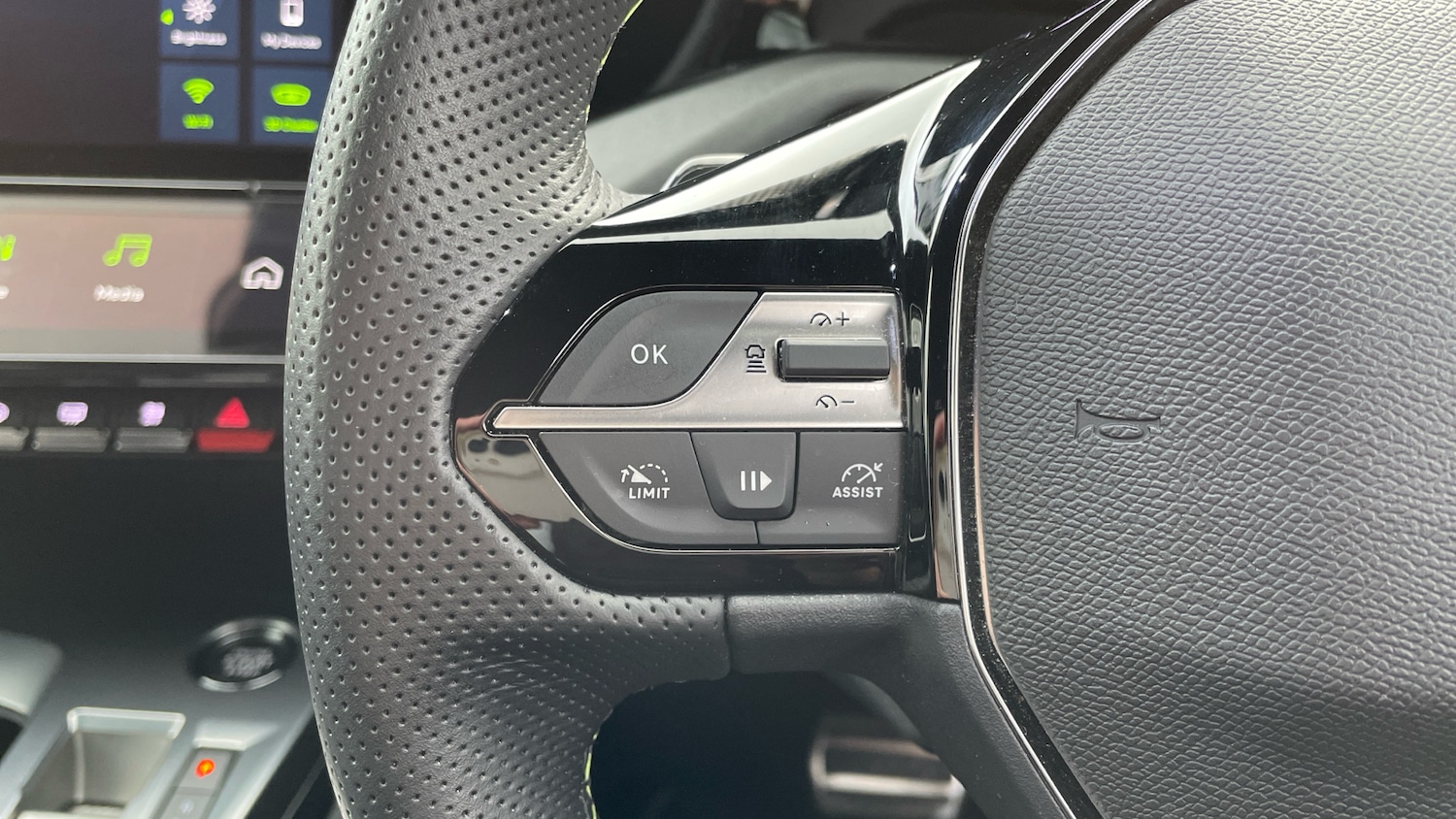 Used Peugeot 408 2024 for sale - 76327658: Photo 23