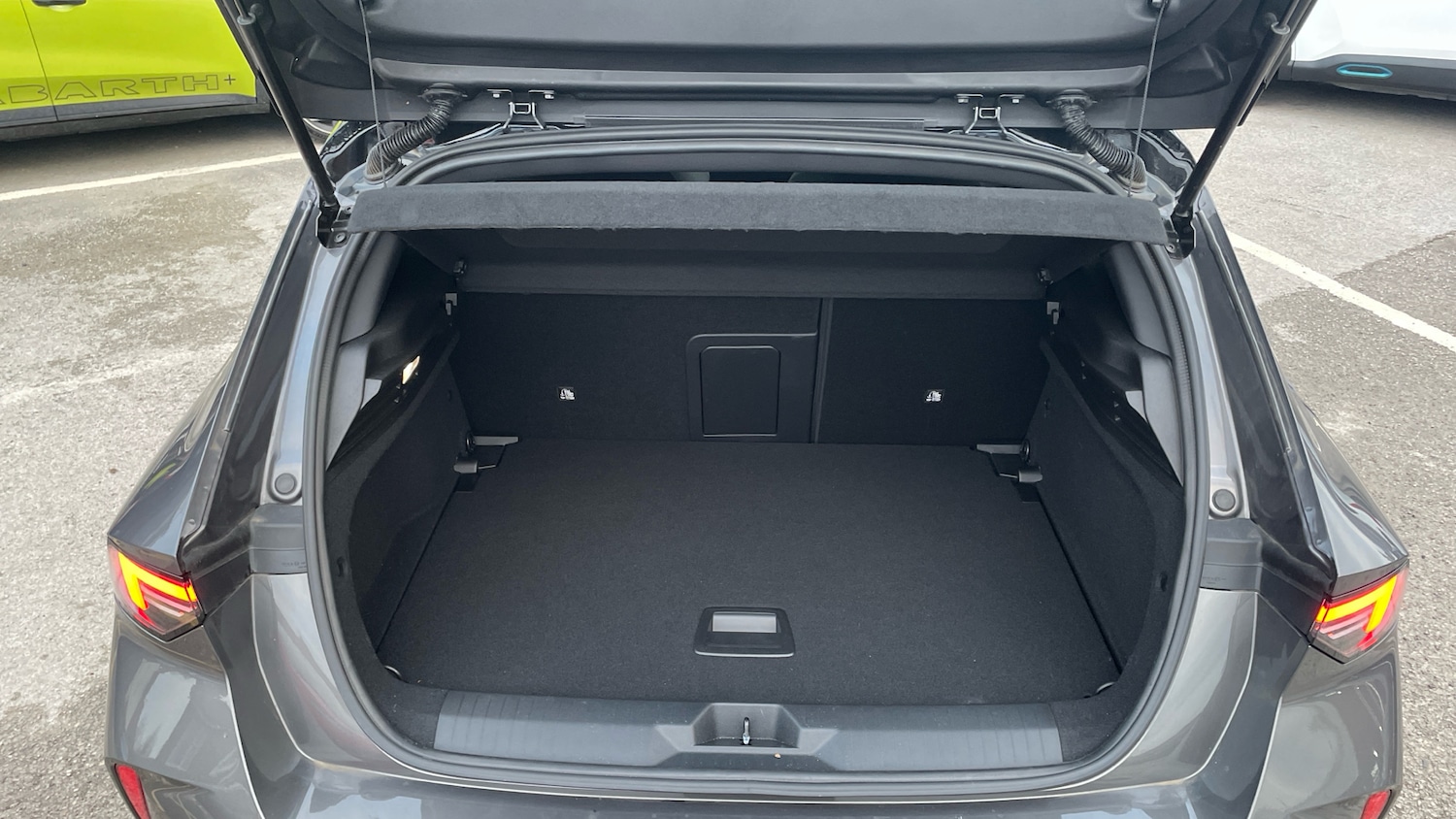 Used Vauxhall Astra 2024 for sale - 77372363: Photo 19