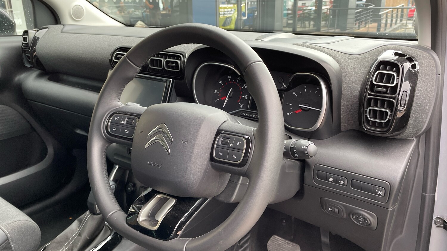Used Citroen C3 Aircross 2024 for sale - 76003107: Photo 11