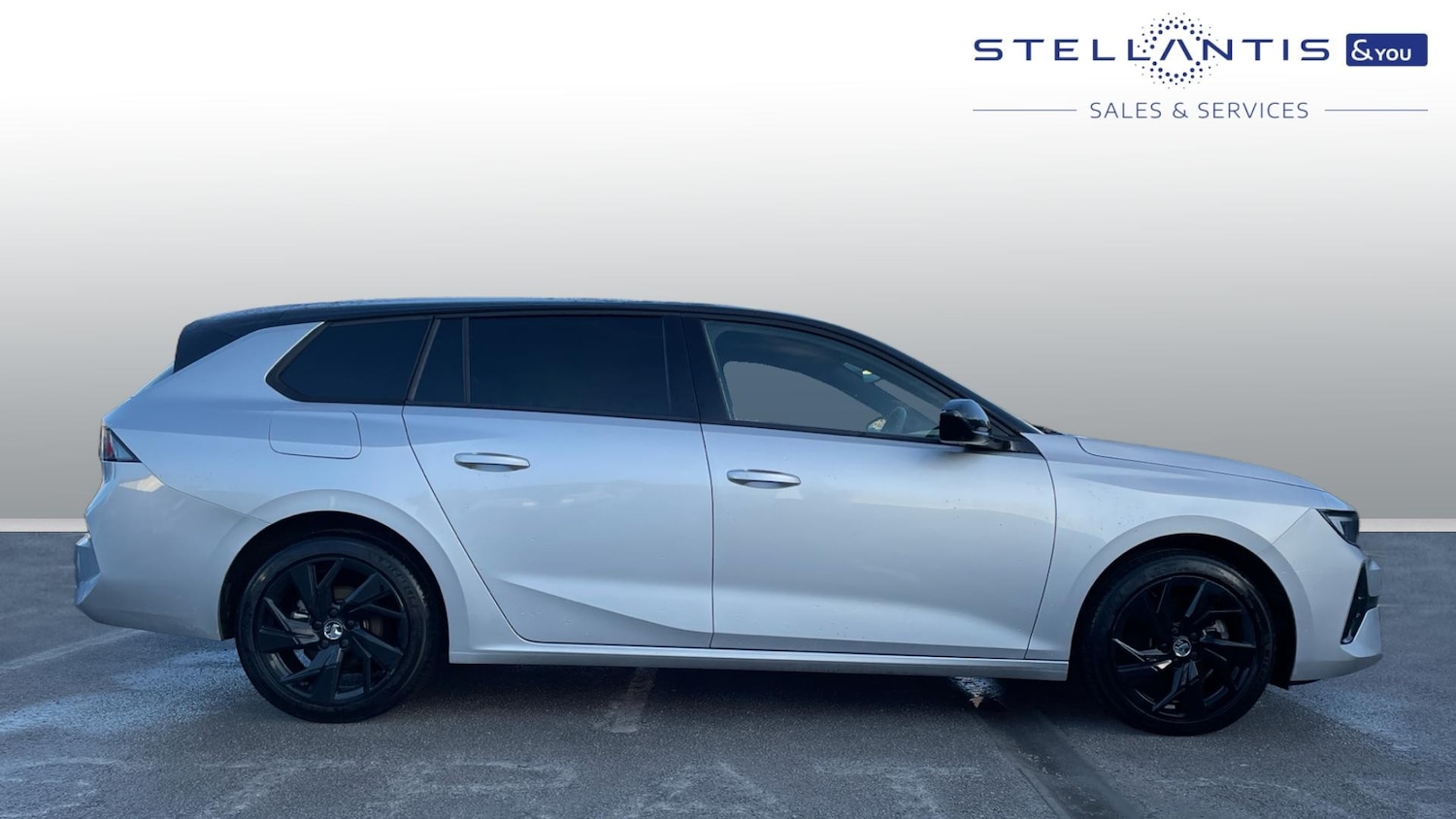 Used Vauxhall Astra 2024 for sale - 76977283: Photo 2