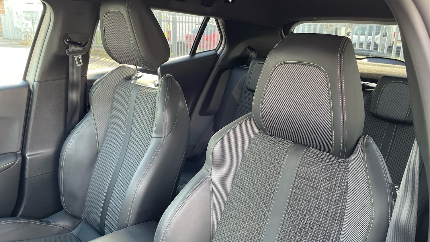 Used Peugeot 2008 2022 for sale - 76073684: Photo 42