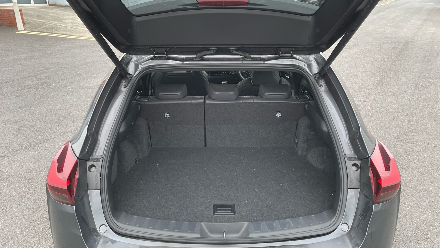 Used Lexus UX 2023 for sale - 76285197: Photo 19