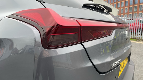 Used Lexus UX 2023 for sale - 76285197: Photo 26