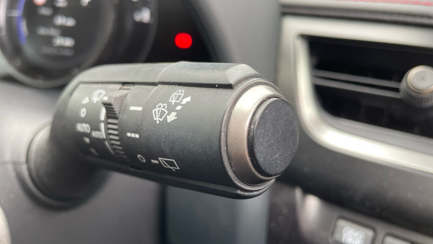 Used Lexus UX 2023 for sale - 76285197: Photo 28