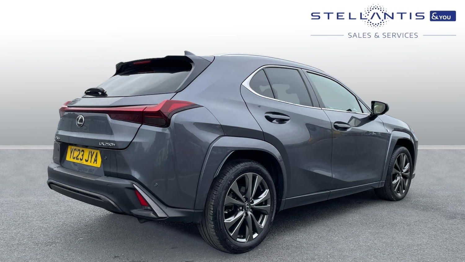 Used Lexus UX 2023 for sale - 76285197: Photo 3