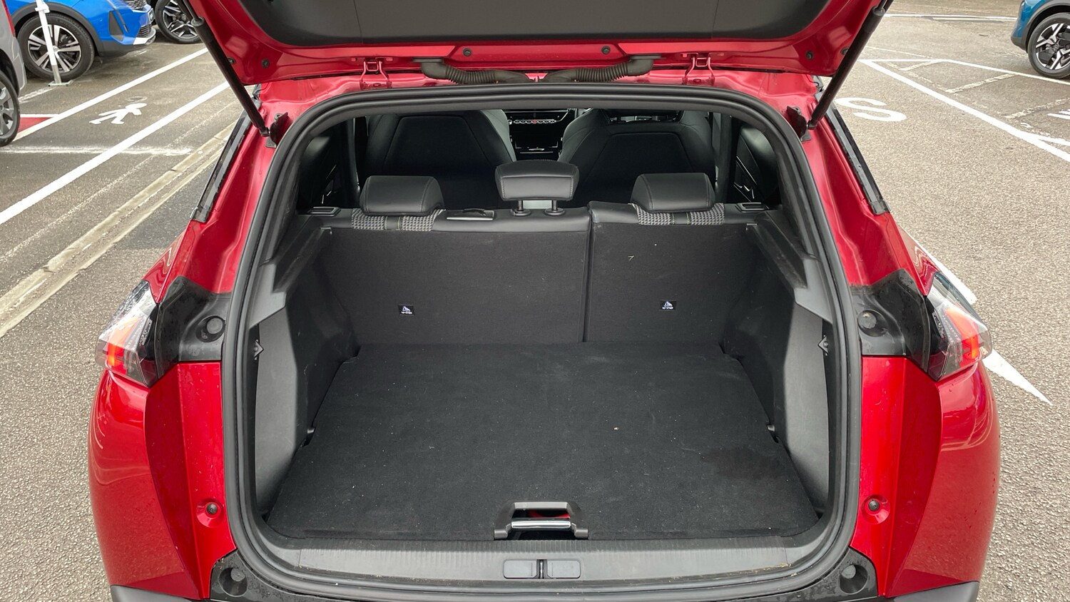 Used Peugeot 2008 2023 for sale - 75992284: Photo 19