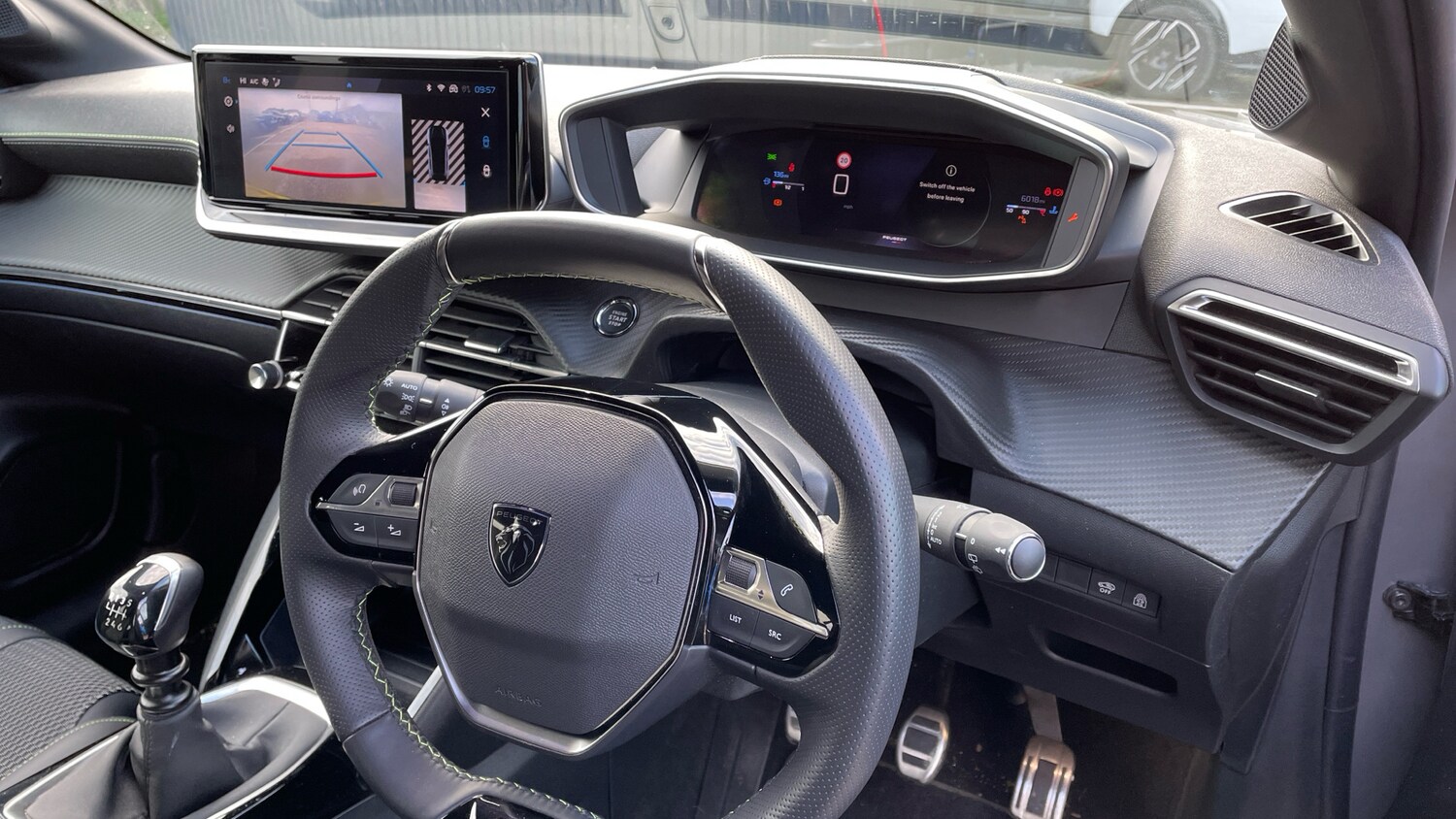 Used Peugeot 208 2024 for sale - 76350378: Photo 11