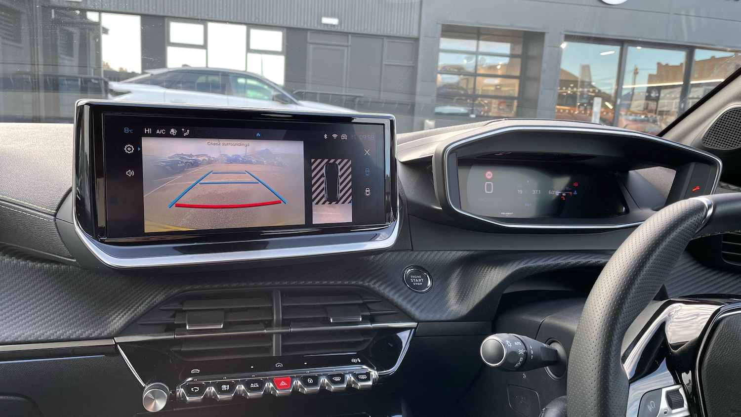 Used Peugeot 208 2024 for sale - 76350378: Photo 32