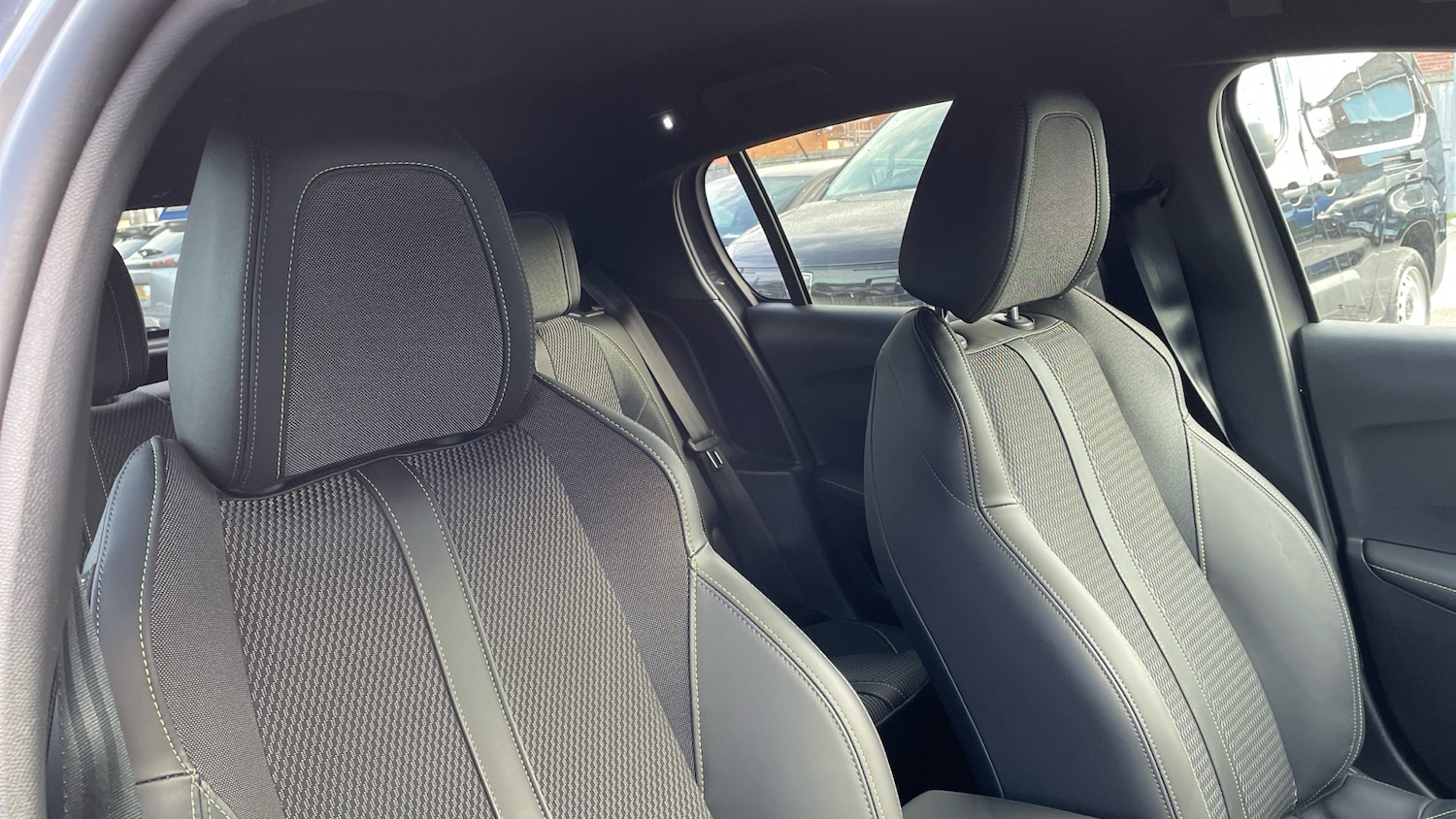 Used Peugeot 208 2024 for sale - 76350378: Photo 42