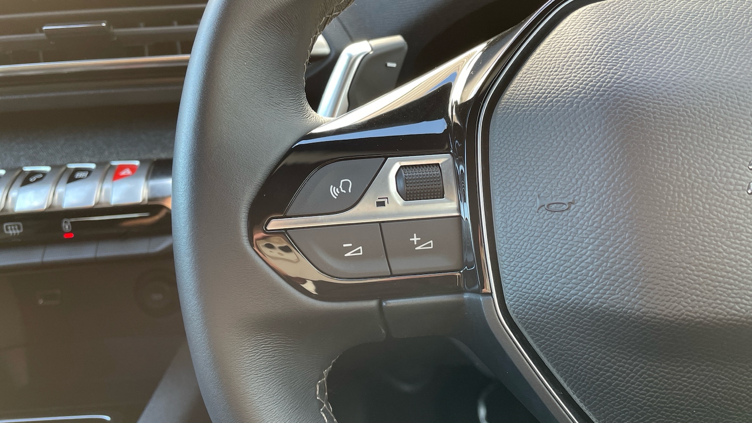 Used Peugeot 3008 2024 for sale - 76285221: Photo 23