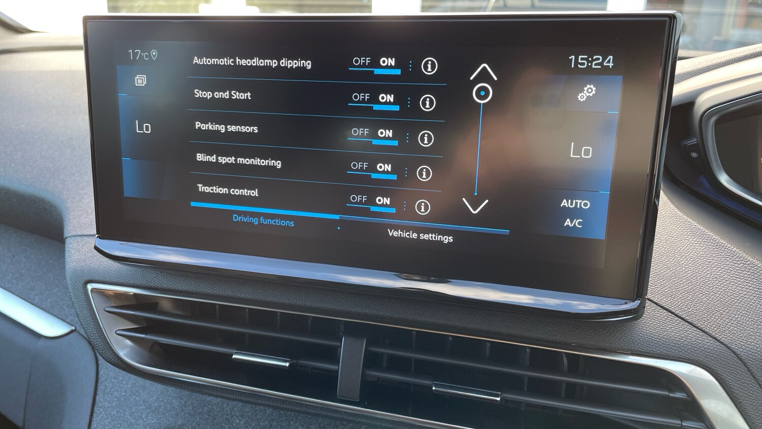 Used Peugeot 3008 2024 for sale - 76285221: Photo 31