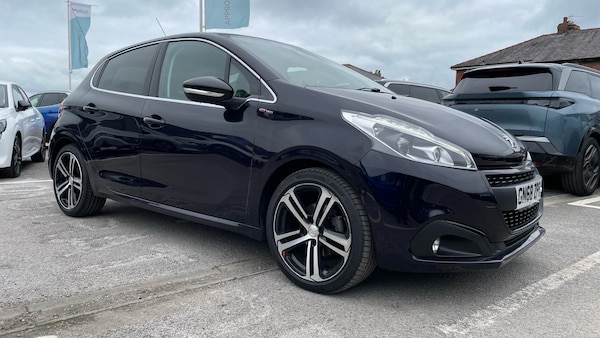 Used Peugeot 208 2018 for sale - 76139387: Photo 14