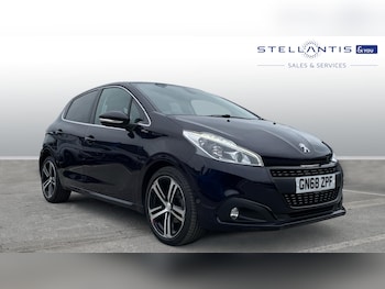 Used Peugeot 208 2018 for sale - 76139387: Photo