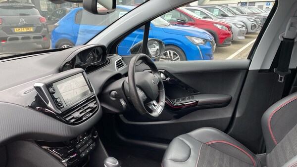 Used Peugeot 208 2018 for sale - 76139387: Photo 22