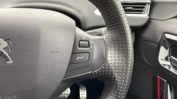 Used Peugeot 208 2018 for sale - 76139387: Photo 24