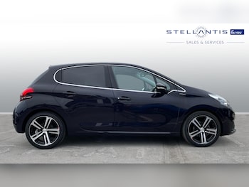 Used Peugeot 208 2018 for sale - 76139387: Photo