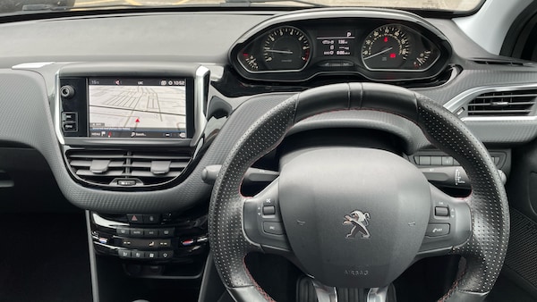 Used Peugeot 208 2018 for sale - 76139387: Photo 34