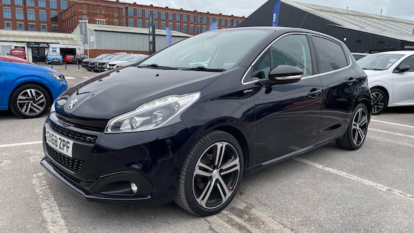 Used Peugeot 208 2018 for sale - 76139387: Photo 48