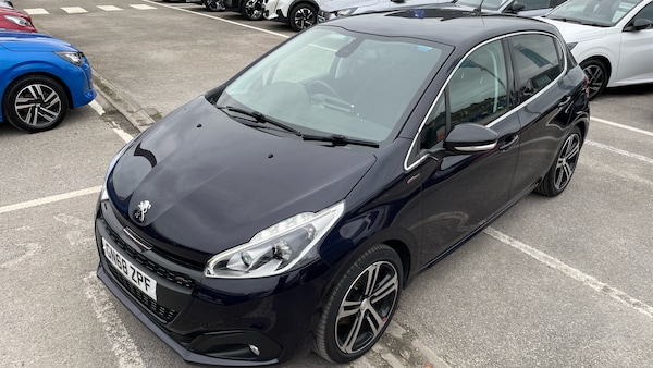 Used Peugeot 208 2018 for sale - 76139387: Photo 51