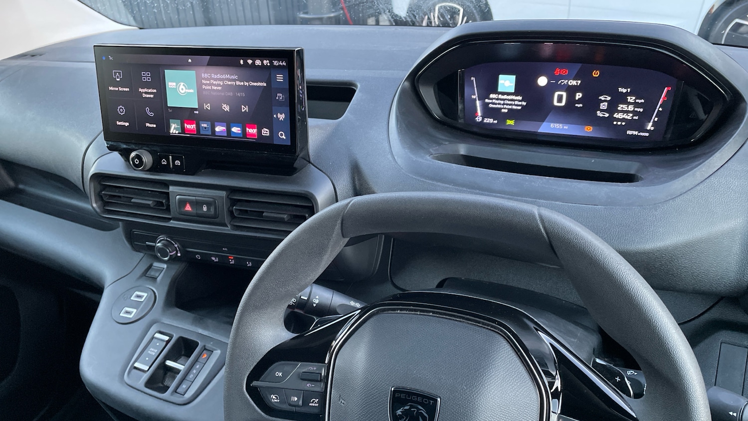 Used Peugeot Partner 2024 for sale - 76634749: Photo 11