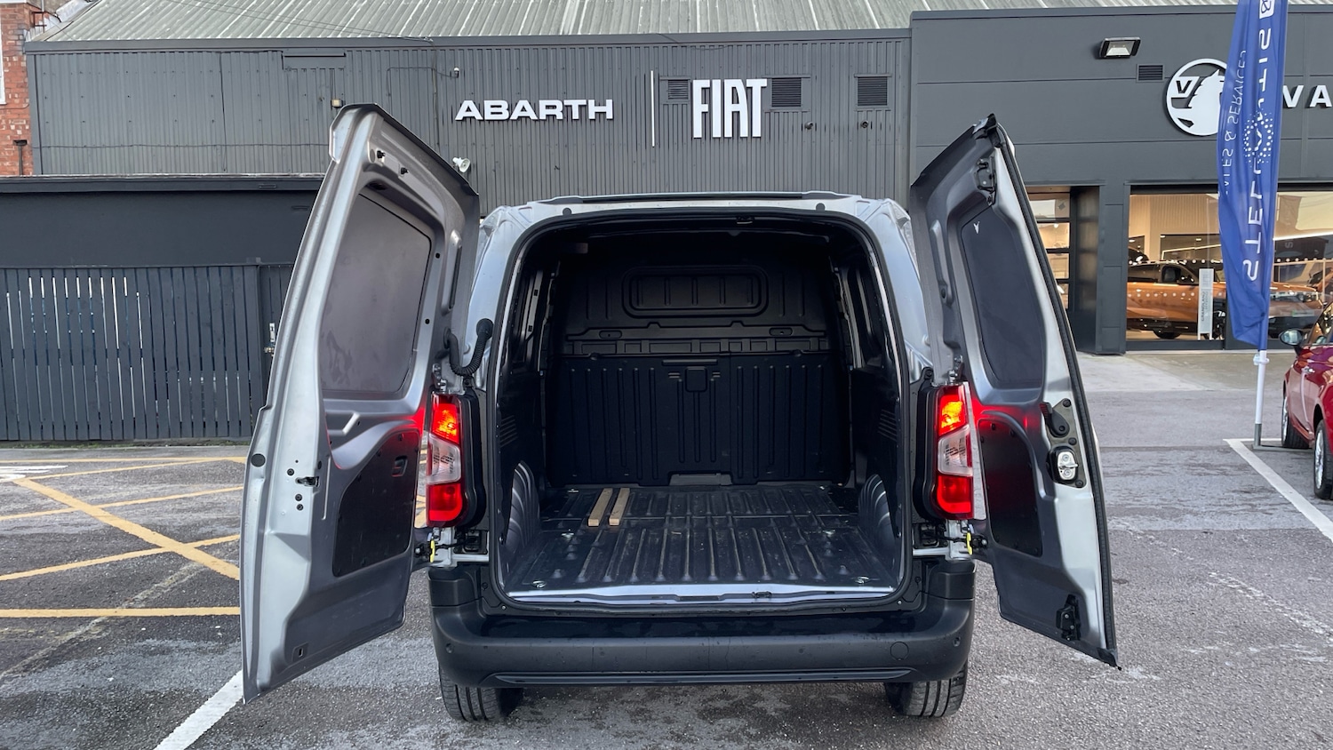 Used Peugeot Partner 2024 for sale - 76634749: Photo 19