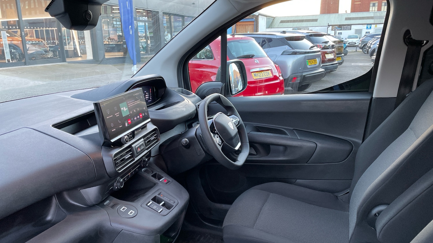 Used Peugeot Partner 2024 for sale - 76634749: Photo 21