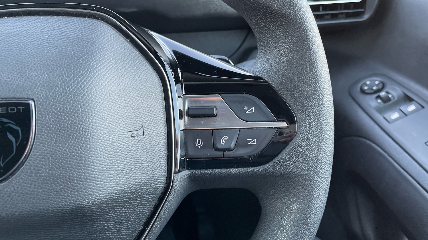 Used Peugeot Partner 2024 for sale - 76634749: Photo 24