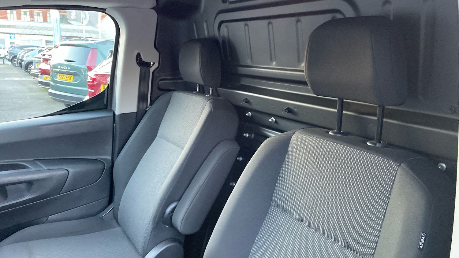 Used Peugeot Partner 2024 for sale - 76634749: Photo 42