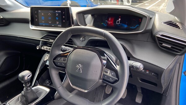 Used Peugeot 208 2022 for sale - 76110299: Photo 11