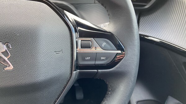 Used Peugeot 208 2022 for sale - 76110299: Photo 24