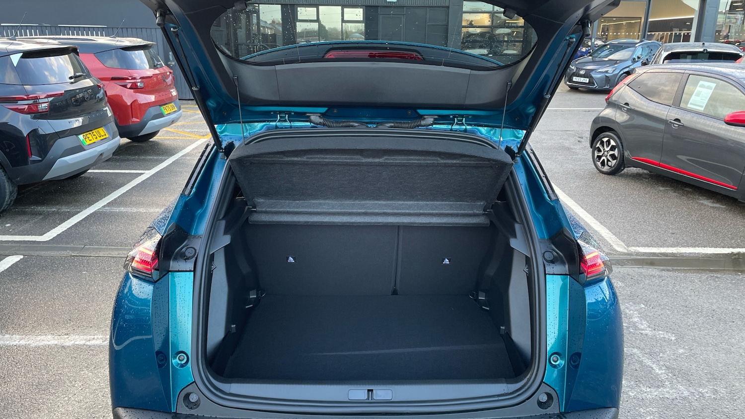 Used Peugeot 2008 2025 for sale - 76900049: Photo 19