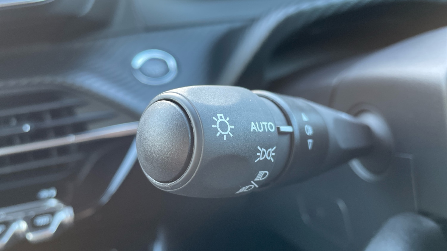 Used Peugeot 2008 2025 for sale - 76900049: Photo 27