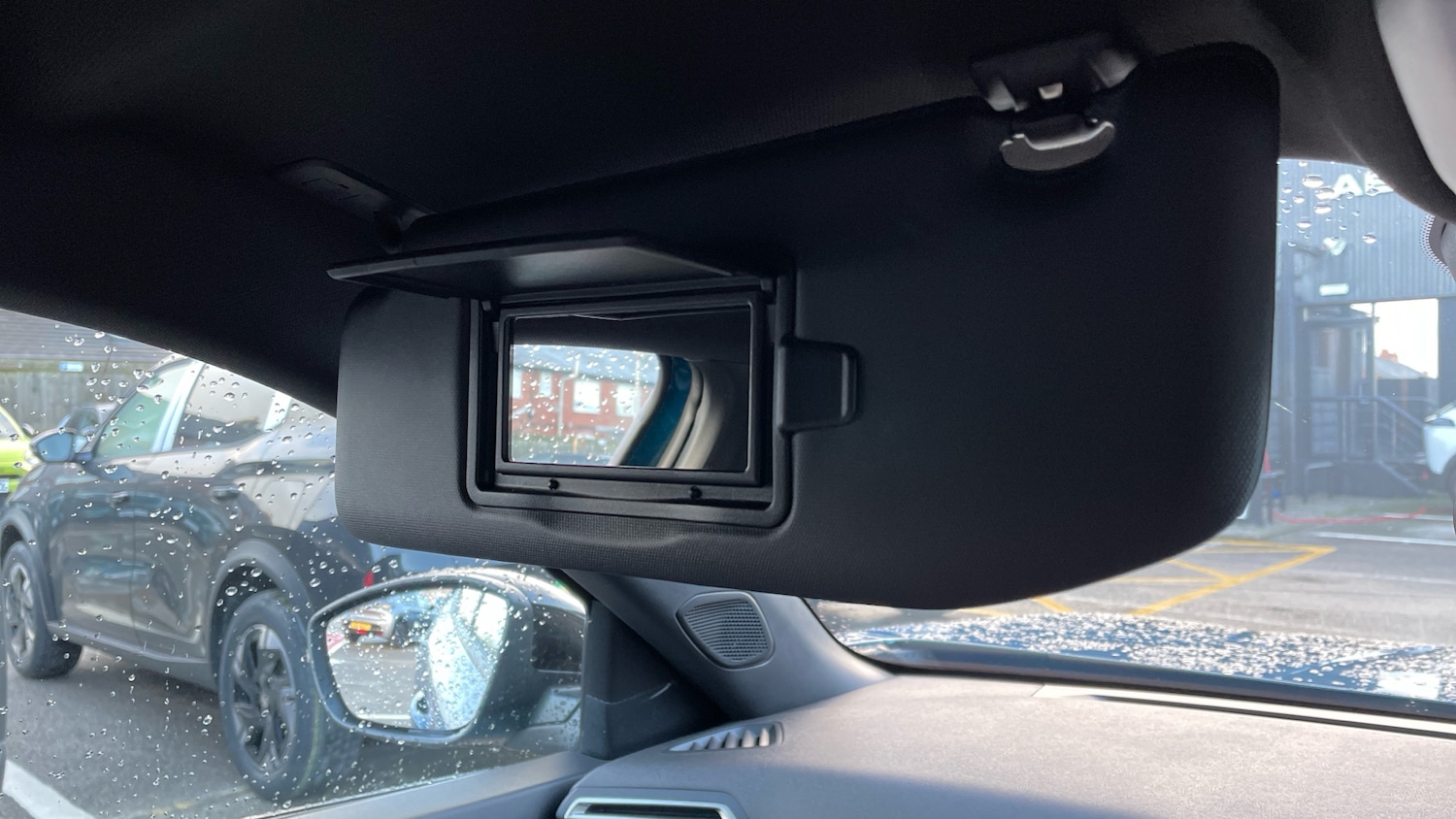 Used Peugeot 2008 2025 for sale - 76900049: Photo 36