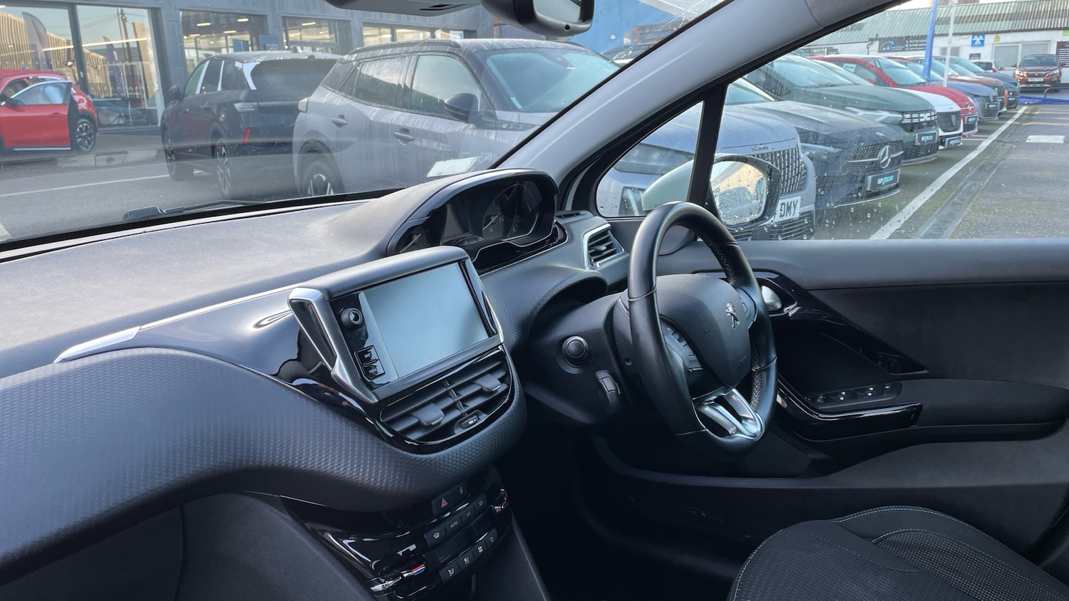 Used Peugeot 208 2019 for sale - 76977338: Photo 12